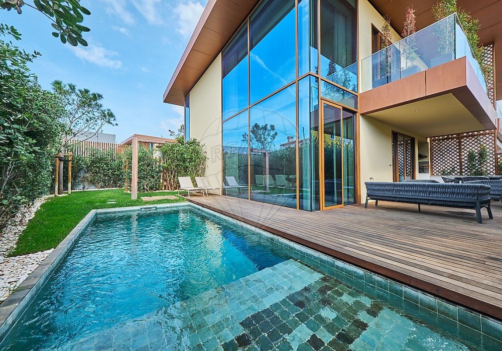 630ca08c-b8ba-401b-af16-48e45e692597