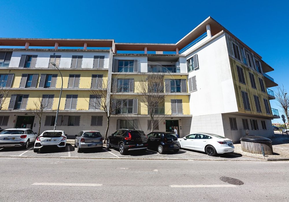 a2d4a4dc-e893-4407-a66e-b113b4eecf17