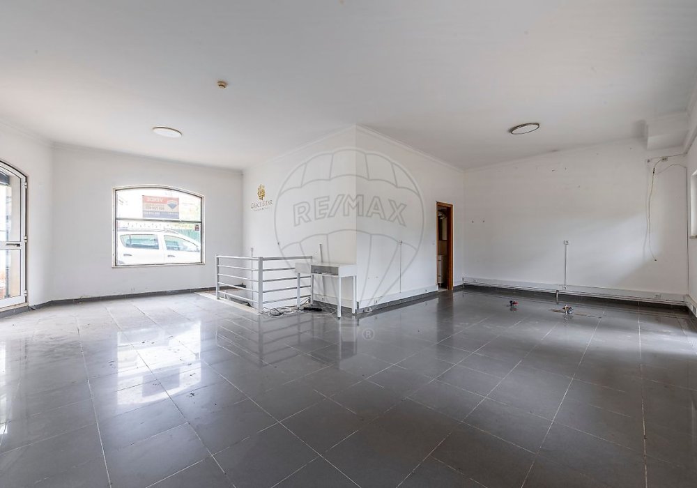 a36060b9-10bc-4cab-b406-97d98afe0f67