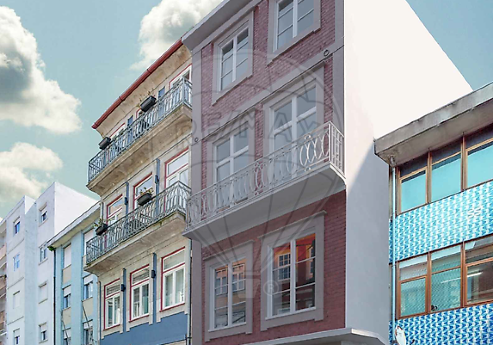 ca8d614f-8773-44af-8845-b539d61dd122